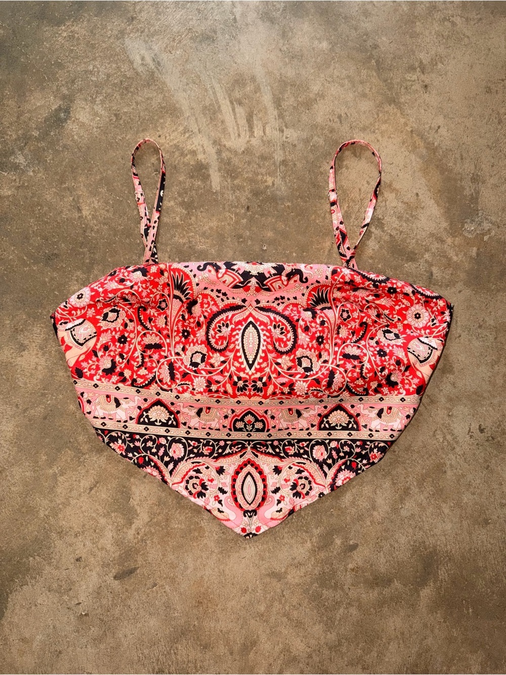 Lulus Red Pink Paisley Handkerchief Hem Tie Back Crop Top Size Small EUC
